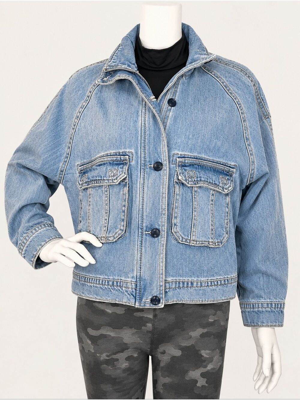 RISEN NWT Boxy Utility Denim Jacket Size Small • Medium Wash • 100% Cotton